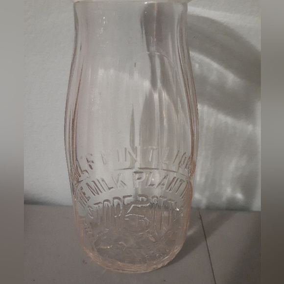 Vintage " The Milk Plant Inc " half pint milk bottle from Brattleboro Vt - Picture 2 of 8